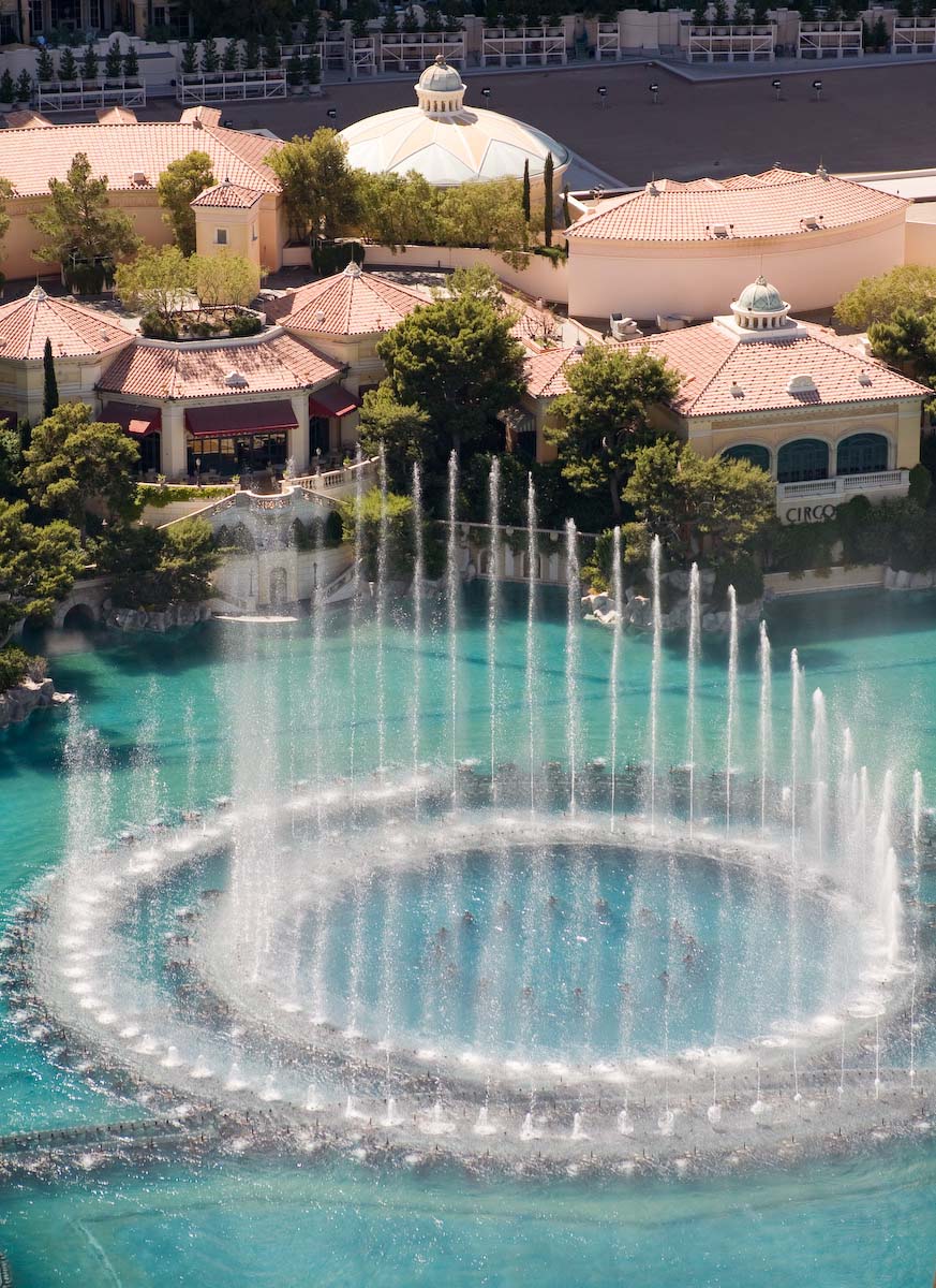bellagio fountains 2